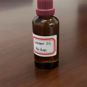 cinnamon oil Cinnamaldehyde82.4% CAS NO.8007-80-5